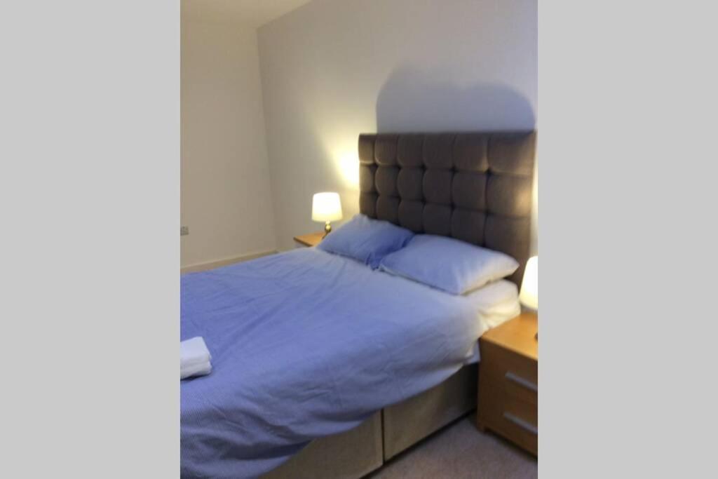 Max'Em Lexington Luxury Apartment Slough Buitenkant foto